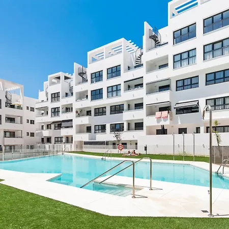 Elegant Near The & Old Town Apartment *