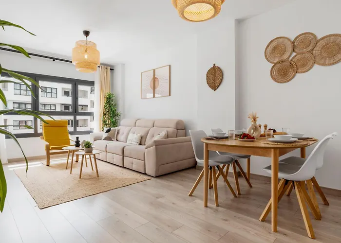 Elegant Near The & Old Town Estepona