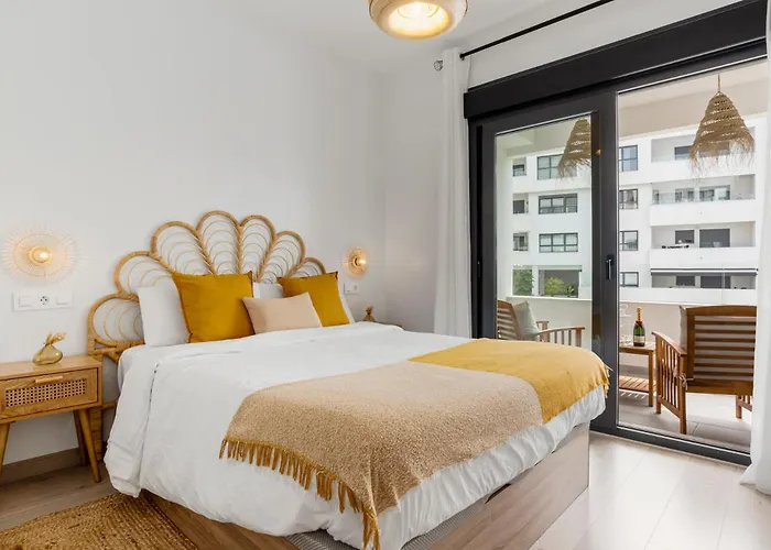 Elegant Near The & Old Town * Estepona