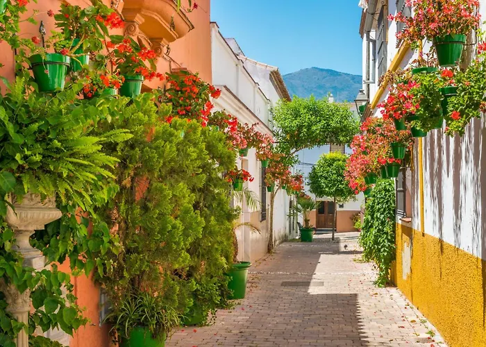 Elegant Near The & Old Town Apartamento *