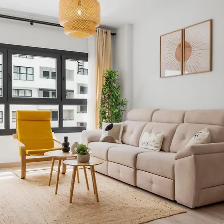 Lägenhet Elegant Near The & Old Town *